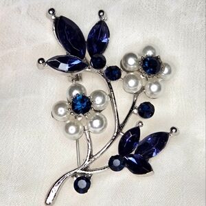 Vintage Look Silvery and Blue Floral Brooch